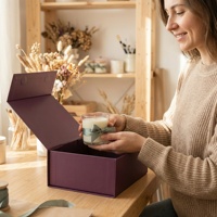 Boîte cadeau magnétique violet foncé, boîte élégante à fermeture magnétique pour les cadeaux de mariage haut de gamme et les emballages de luxe