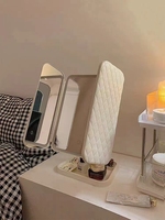 Support de table à trois volets 1X 2X 3X Loupe Miroir de maquillage à lumière LED avec interrupteur à capteur tactile Miroir cosmétique de bureau rose