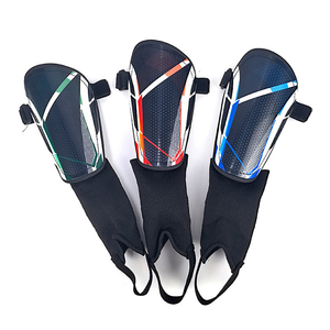 Espinillera Deportiva de Plástico Personalizada <span class=keywords><strong>con</strong></span> Protección Amortiguadora para Fútbol, Cierre Duradero de Gancho y Bucle - Product Image 1