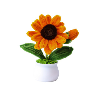 Neue handgehäkelte Kunstblumensträuße aus Polyester mit Puff-Topfblumen – umweltfreundlich und langlebig für Hochzeiten & Weihnachten - Product Image 2