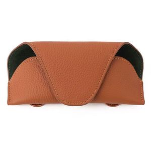 Support universel en cuir souple haut de gamme pour lunettes de soleil, à clipser sur pare-soleil, pour pièces intérieures de voiture – Vente en gros - Product Image 1