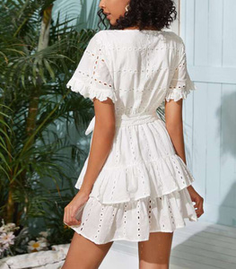 Robe élégante brodée avec oeillet pour femme, col Boho, à volants superposés, ceinture, été, 2020 - Product Image 2