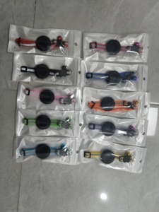 Collier Réfléchissant en Nylon Très Vendu pour Chats Mignons, avec Étui de Protection Personnalisé AirTag pour Petits Chiens et Chats d'Entraînement - Product Image 6