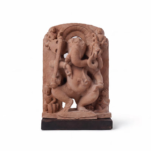 Sculpture de Ganesha |   Réplique d'art de temple du dieu éléphant hindou du Xe siècle, Musée d'art - Product Image 1