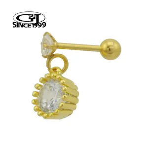 Piercing de cartílago dorado Old Money Estética Diseño elaborado CZ Crystal 316L Acero quirúrgico GNJ FABRICACIÓN Joyería corporal