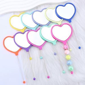 Espejo de Maquillaje Portátil de Mano con Forma de Corazón para Mujer, de Plástico, con Impresión de Logotipo Personalizable - Product Image 1