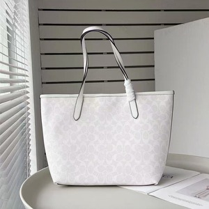 Bolso Tote Suave con Diseño Floral Clásico, Gran Capacidad, Primavera/Verano 2026, Bolso de Hombro Portátil, Combinable con Todo, Magnético, para Mujer - Product Image 1