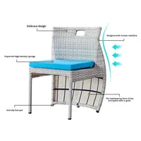 Ensemble de table et de chaises de balcon extérieur personnalisé en trois pièces avec coussins, design minimaliste en métal