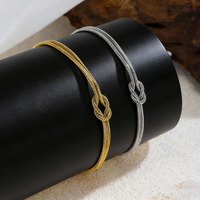 Bracelet chaîne serpent plaqué or 18 carats, noué à la main, motif chevrons géométrique, chaîne de clavicule élégante et tendance en acier inoxydable, style bouddhiste
