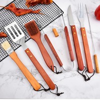 Ensemble d'accessoires de barbecue en acier inoxydable 18 pièces avec boîte de rangement, pince à manche en bois, spatule, fourchette, brosse, pour camping et barbecue en extérieur