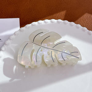 YJL การออกแบบใหม่กิ๊บติดผมสาวสดและน่ารักกิ๊บติดผมอเนกประสงค์และหรูหรากิ๊บติดผมอะซิเตทกิ๊บติดผม - Product Image 6