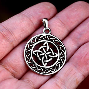Liontin baja tahan karat liontin Viking Norse Pria Perhiasan simpul <span class=keywords><strong>Celtic</strong></span> liontin Norse antik untuk pria - Product Image 4