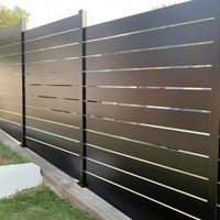 Clôture en alliage d'aluminium, couleurs personnalisées avec revêtement en poudre noir, blanc, grain de bois pour cour de villa