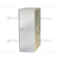 Climatiseur mural pour armoire de télécommunications industrielle extérieure 48V DC IP55 IP65 avec moteur DC et panneau de chauffage/refroidissement