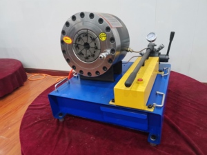 Портативный <span class=keywords><strong>1</strong></span>/8 "-2" 4SP JYC-M51 небольшой ручной обжимной инструмент для шлангов ручной гидравлический обжимной станок с 10 наборами - Product Image 3