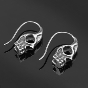 Pendientes de Aro con Forma de Calavera Personalizados de Acero Inoxidable 316L, Venta Directa de Fábrica, OEM ODM, Joyería de Moda - Product Image 2