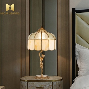 <span class=keywords><strong>Lampe</strong></span> de table <span class=keywords><strong>Art</strong></span> Déco vintage en cuivre massif avec sculpture de femme et abat-jour <span class=keywords><strong>Tiffany</strong></span> en verre teinté pour la décoration de chambre et de salon - Product Image 2