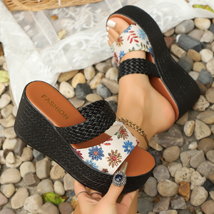 Nouvelles sandales compensées d'été 2025 pour femmes, style européen et américain, grandes tailles - Product Image 4