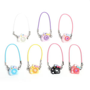 מיני קריקטורה מודל בובות בית עם אביזרים לצוואר תליית מצלמה קטנה וקשת בובה תליית בובות - Product Image 5