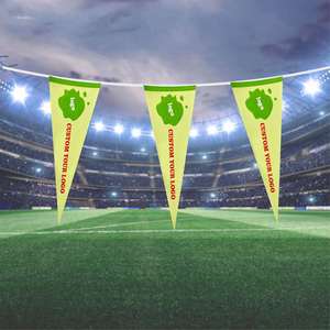 Drapeaux triangulaires personnalisés de couleur unie, drapeaux de football, drapeaux triangulaires - Product Image 1