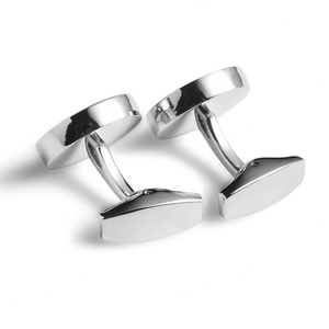 Mancuernillas de Alta Calidad con Diseño Redondo y Logotipo Dorado para Negocios - Product Image 3