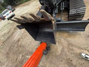 Used Doosan DX60 Series Products <b>covering</b> 6 to 50 ton hydraulic crawler excavators DX225 DX300 DX350 DX500 - Product Image 4
