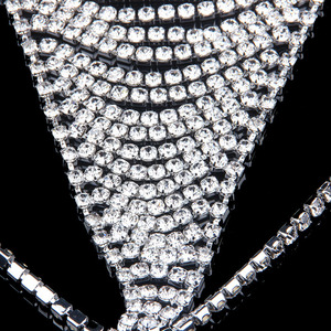Flash ing Diamond Bikini Chain Trendy Strass Höschen Chain Fashion Ladies für sexy Unterwäsche - Product Image 4