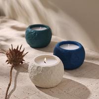 Bougie pilier Mimi de luxe faite à la main en cire de soja avec pot en pierre - 100% biologique, naturelle, végétalienne et parfumée pour les fêtes, les mariages et les bars