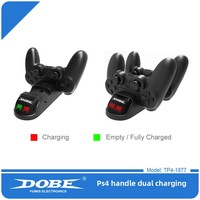 Base de charge double pour manette sans fil P4 pour PS4/Slim/Pro TP4-1877 avec chargeur de base