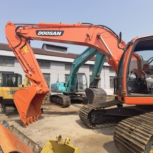 Excavatrice d'origine DOOSAN DX225LC DX225 225 LCA 22 tonnes en bon état, équipement de construction d'occasion - Product Image 3
