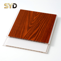 Panneaux de plafond en PVC ignifuges modernes de qualité supérieure avec rainures et installation de grille de plafond pour hôtels et cuisines