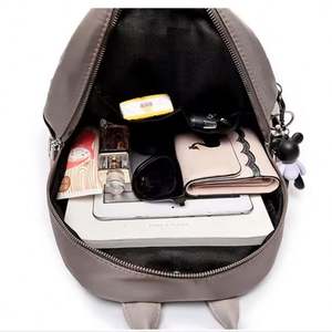 Mochila de Nailon Moderna y Versátil para Mujer, con Cierre de Cremallera y Tela Oxford, Estilo Cross-Border, Gran Venta - Product Image 5