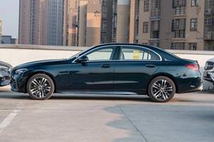 <span class=keywords><strong>Mercedes</strong></span> <span class=keywords><strong>Benz</strong></span> <span class=keywords><strong>Clase</strong></span> <span class=keywords><strong>C</strong></span> <span class=keywords><strong>C</strong></span> 260 L Sport Star Collection Edition 2021 Usado, Sedán Mediano de Lujo, Vehículo de <span class=keywords><strong>Segunda</strong></span> <span class=keywords><strong>Mano</strong></span>, Gasolina - Product Image 5