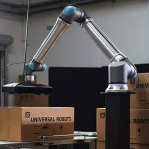 Robot universal <span class=keywords><strong>UR</strong></span> 20 brazo de soldadura Cobot con soldador KEMPPI y soplete de soldadura TBI y dispositivo de limpieza - Product Image 3