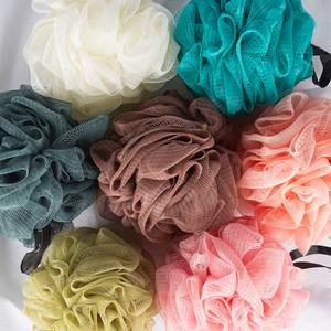 Éponge de Douche Exfoliante en PE Doux Couleur Personnalisée Premium 50G, Éponge de Bain en Maille Loofah avec Corde de Suspension pour un Lavage Corporel Doux - Product Image 2