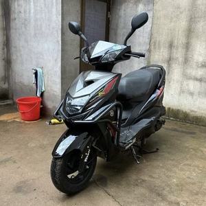 Scooter Yamaha Usado de Gasolina, Motor de 125cc y 4 Tiempos, Eficiente en Consumo de Combustible, Velocidad de 120km/h, Cómodo para Desplazamientos Urbanos, Motocicleta para Adultos - Product Image 4