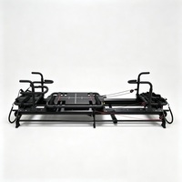 Mega-Reformer Premium M3K, cadre en métal avec poignées rotatives, matériau durable sur toutes les pièces