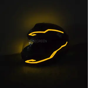 4 adet yedek şarj edilebilir motosiklet kask lambası gece sürme sinyali kask EL ışık Sticker 3 modu Led ışık şerit aksesuarları