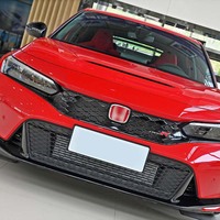 Kit de carrosserie de voiture Style sportif Matériau ABS Grille de pare-chocs avant pour Honda civic 2022 11th Hatchback Grille avant de haute qualité