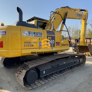Excavadora de cadenas usada Komatsu PC240LC-8, casi nueva, para minería y canteras. - Product Image 6