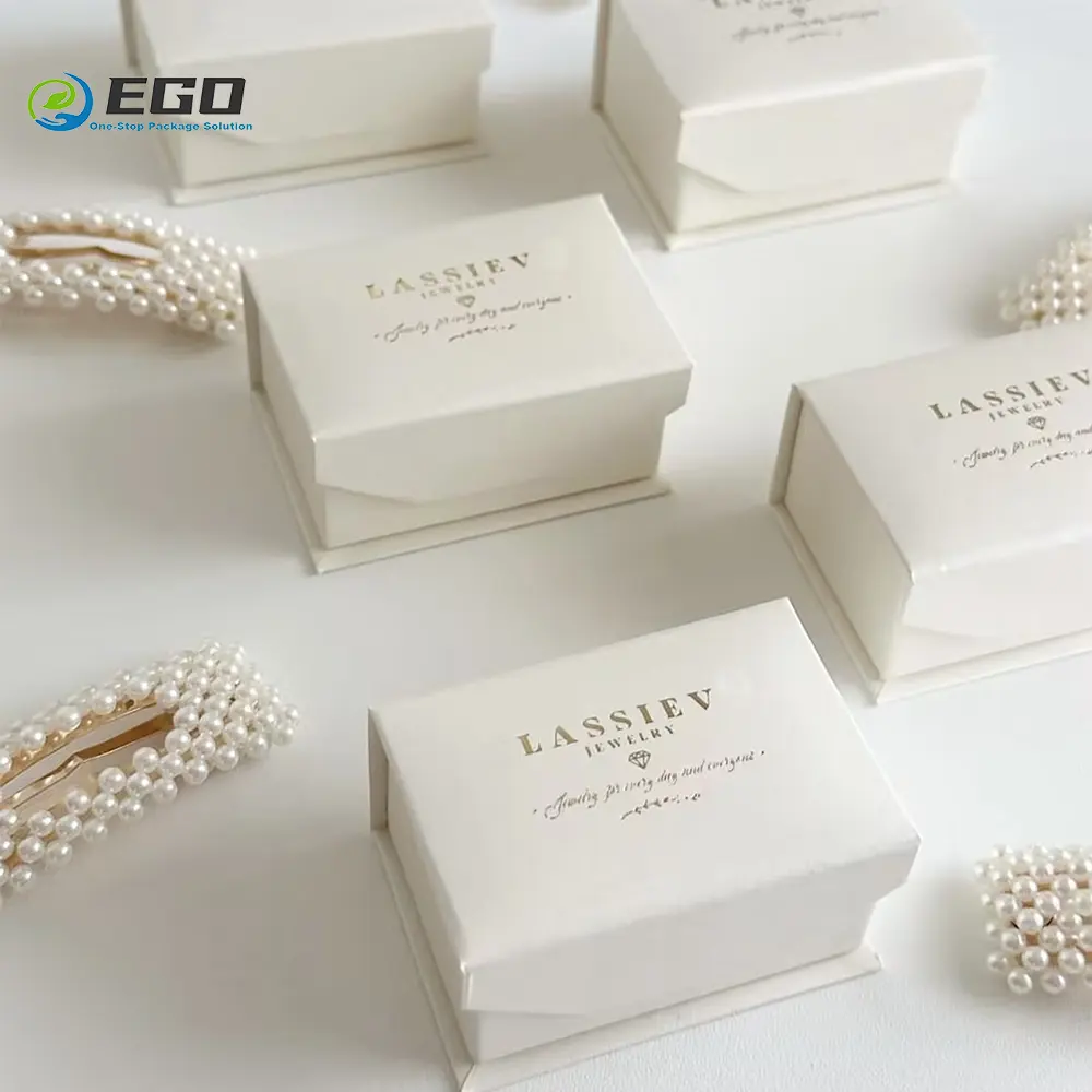 Boîte à bijoux magnétique de qualité écologique avec logo personnalisé taille pour emballage de collier boucles d'oreilles bagues bracelet
