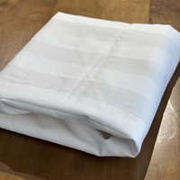Hotel Pillow Quilt Sheet Weiße Stoffst reifen Stoff 100% Baumwolle Stoff Sonder anfertigung Fabrik preis 3cm Satin streifen