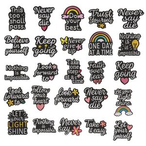 Nouveau Patch thermocollant noir avec broderie anglaise de lettres et mots motivants pour la décoration de vêtements et de pantalons - Product Image 1