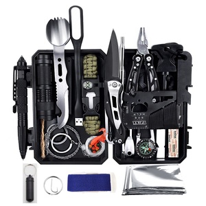 Kit de survie <span class=keywords><strong>en</strong></span> cas de tremblement de terre pour hommes, 60 <span class=keywords><strong>en</strong></span> 1, pour le <span class=keywords><strong>camping</strong></span> <span class=keywords><strong>en</strong></span> plein air, avec lampe de poche, pinces, stylo tactique, scie à fil - Product Image 1