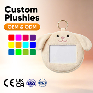 Adorabile Porta Fotocard Personalizzato a Forma di Gatto Viola, Peluche Super Morbido Ricamato, Portachiavi con Custodia per Carte - Product Image 3
