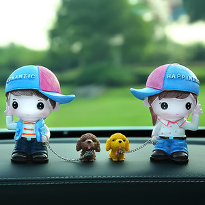 รูปปั้นเรซิ่นรูปสุนัขเดินเล่น ของสะสมตกแต่งภายในรถยนต์ - Product Image 1