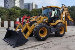 Tracteur à roues motrices JCB 4cx 4cx d'occasion en bon état à haut rendement pour la vente à bas prix - Product Image 4
