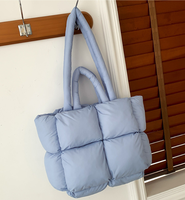 Produits à la mode Puffer Sac Fourre-Tout Grande Capacité Doux Hiver Femmes Sacs À Main De Luxe Étanche À L'eau Sac À Bandoulière pour Femmes