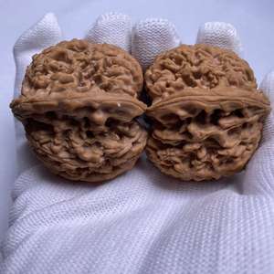 Cabeza <span class=keywords><strong>de</strong></span> Monje <span class=keywords><strong>de</strong></span> Madera con Patrón <span class=keywords><strong>de</strong></span> Gypsophila, Textura Sutil, Hecha a Mano, Portátil, Fácil <span class=keywords><strong>de</strong></span> Mantener, Excelente Artículo <span class=keywords><strong>de</strong></span> Colección - Product Image 6