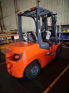 Montacargas Diésel de 3t Confiable para Uso Industrial - Product Image 6